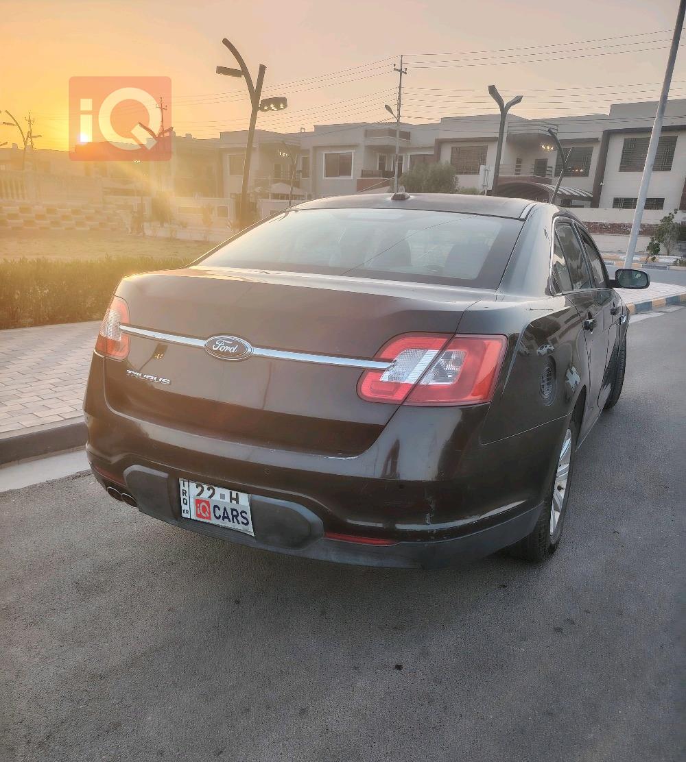 فورد تورس